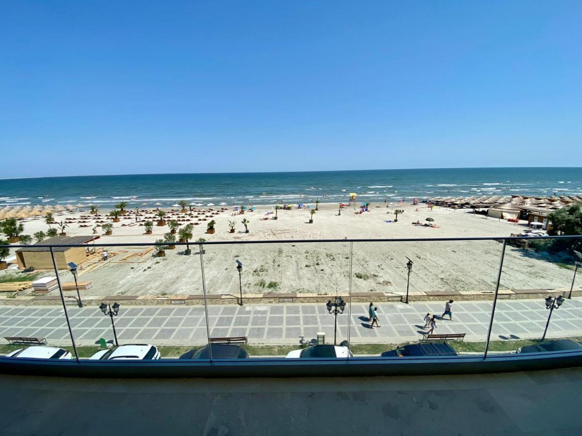 Năvodari Apartament Ella Front View מראה חיצוני תמונה