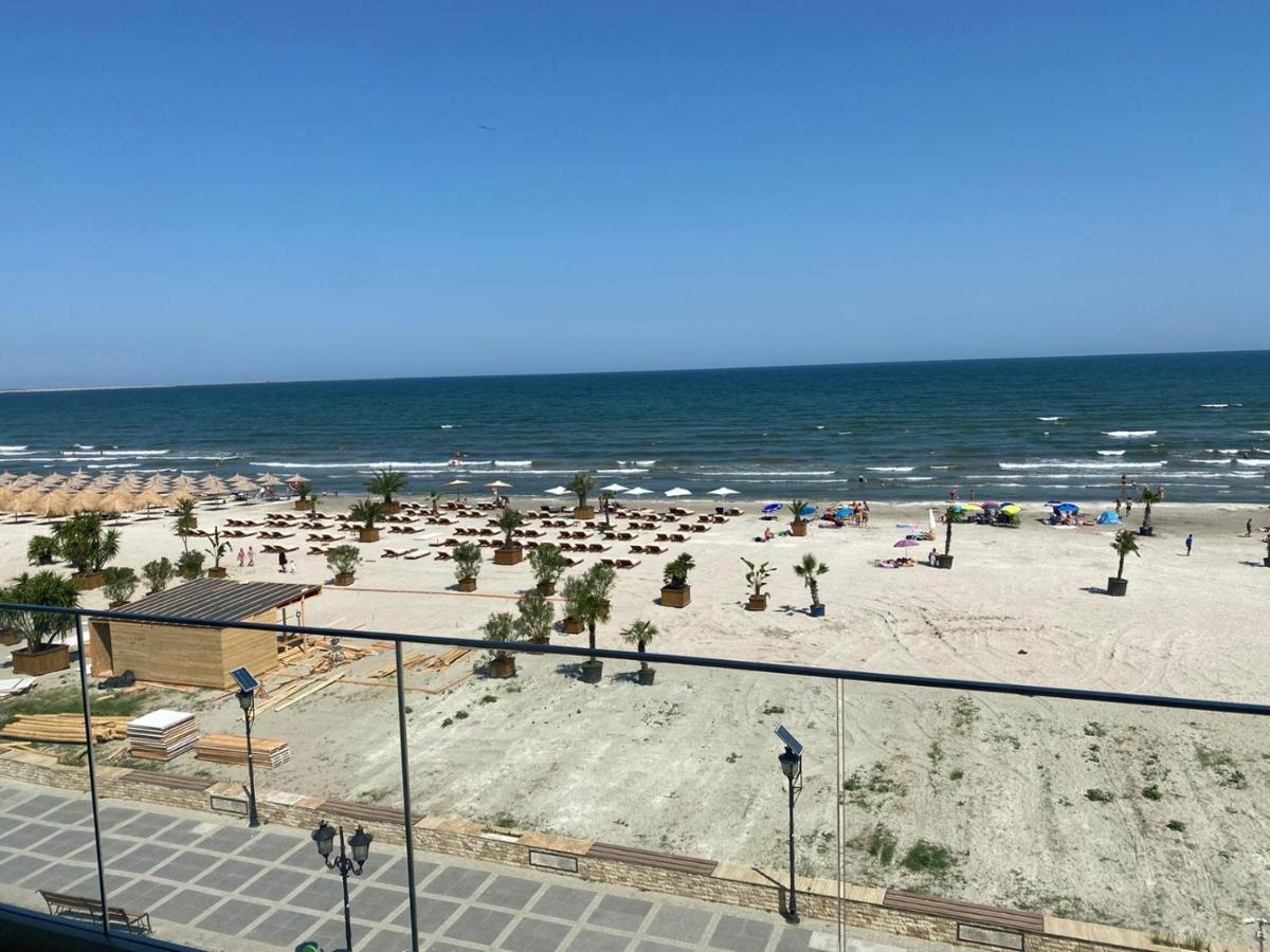 Năvodari Apartament Ella Front View מראה חיצוני תמונה